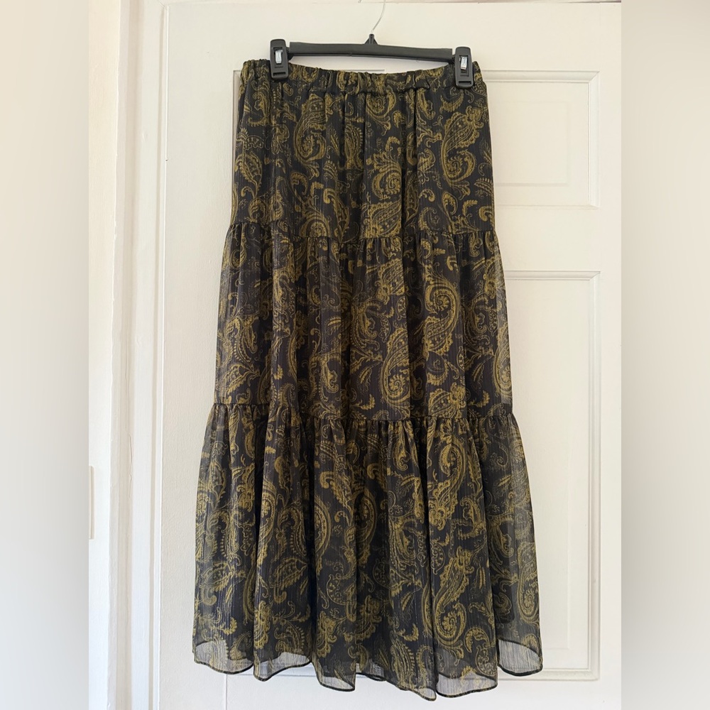 Michael Kors Tiered Paisley Midi Skirt in Black/pistachio